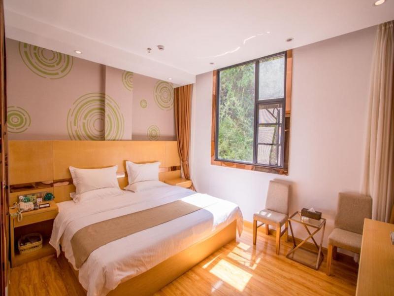 Greentree Inn Yunnan Dali Puhai Binhai Road Business Hotel Buitenkant foto
