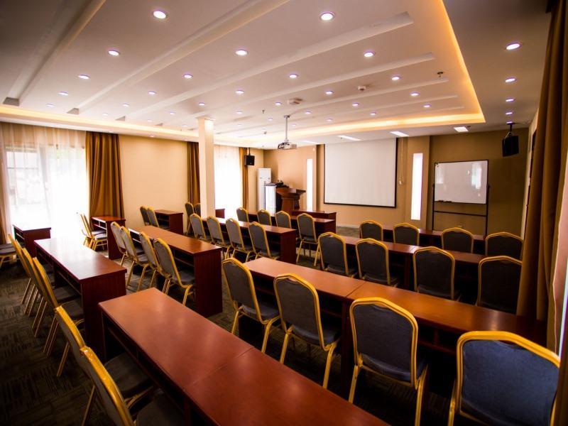 Greentree Inn Yunnan Dali Puhai Binhai Road Business Hotel Buitenkant foto